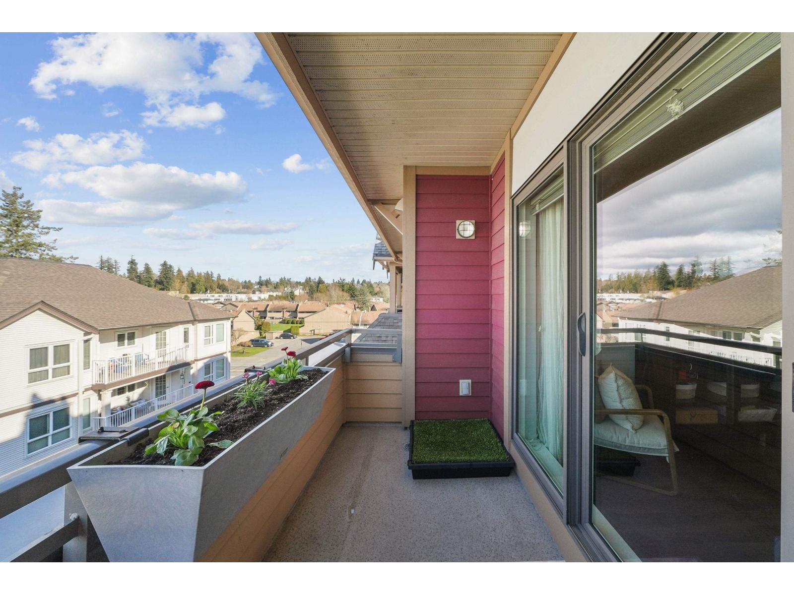 2 Bed, 2 Bath Townhouse for Sale in Surrey – 406 5811 177B STREET, Surrey – MLS# R3119179 - Image 16