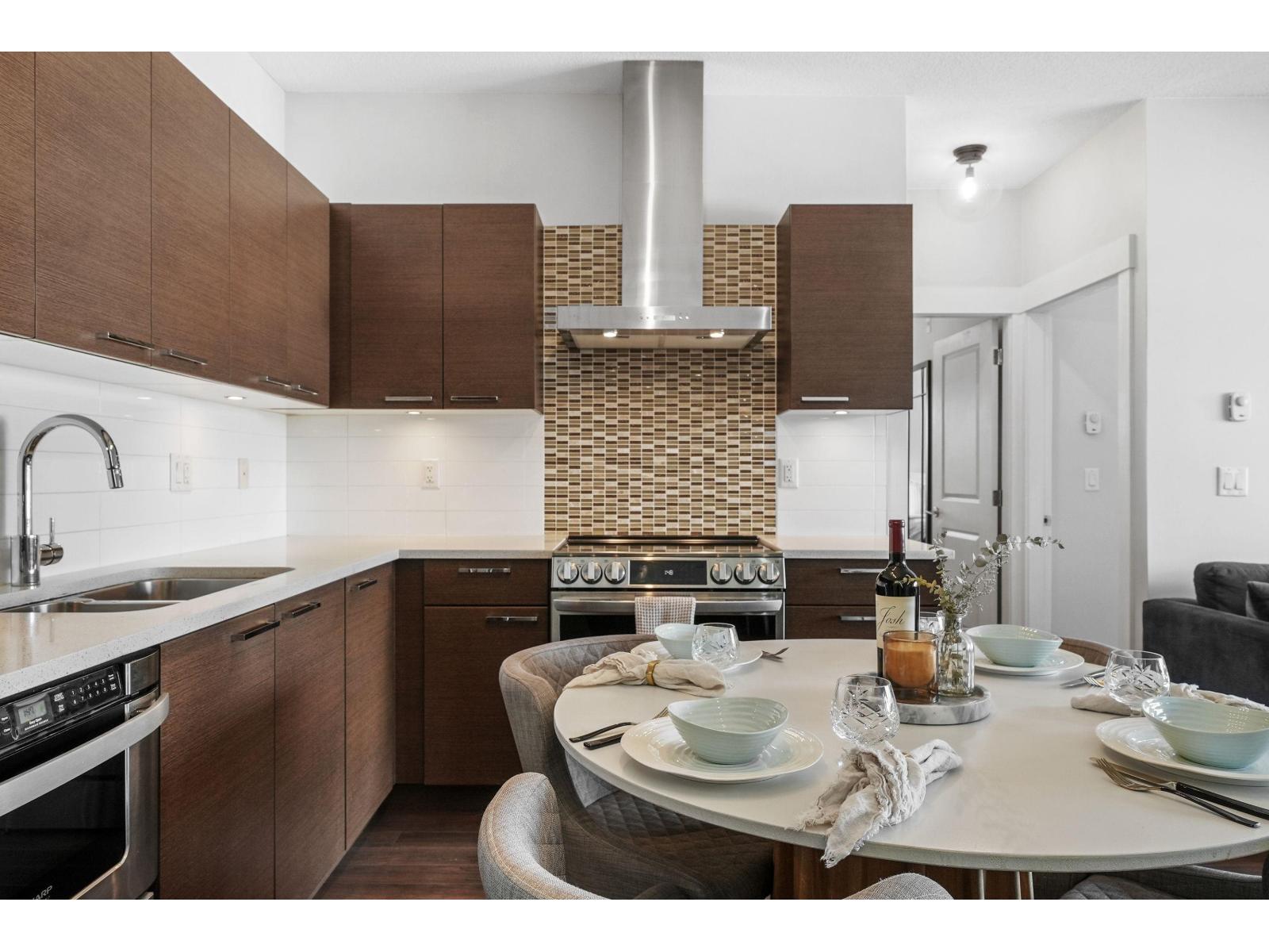 2 Bed, 2 Bath Townhouse for Sale in Surrey – 406 5811 177B STREET, Surrey – MLS# R3119179 - Image 7