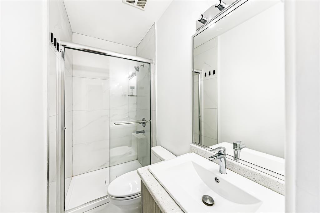 4 Bed, 3 Bath House for Sale in Surrey – 13232 82 AVENUE, Surrey - Image 15