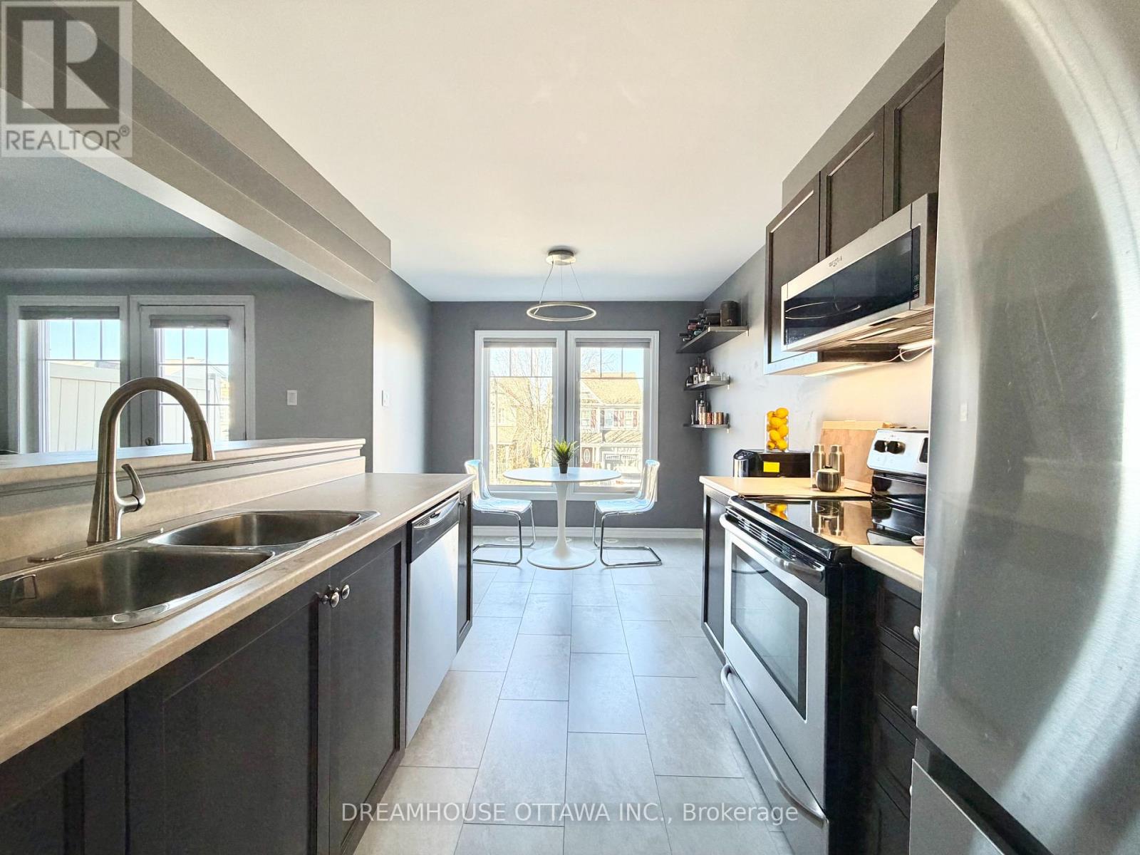 124 PENNANT AVENUE - 20