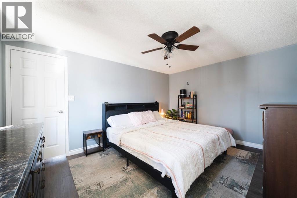 125 Grant Bay, Fort McMurray