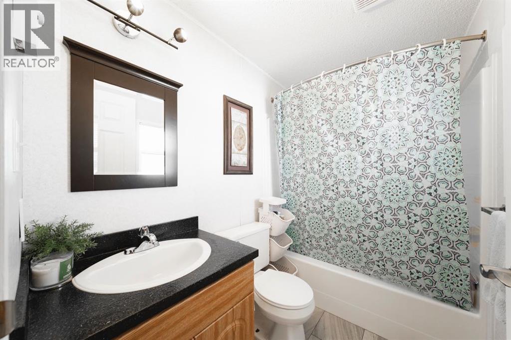 125 Grant Bay, Fort McMurray
