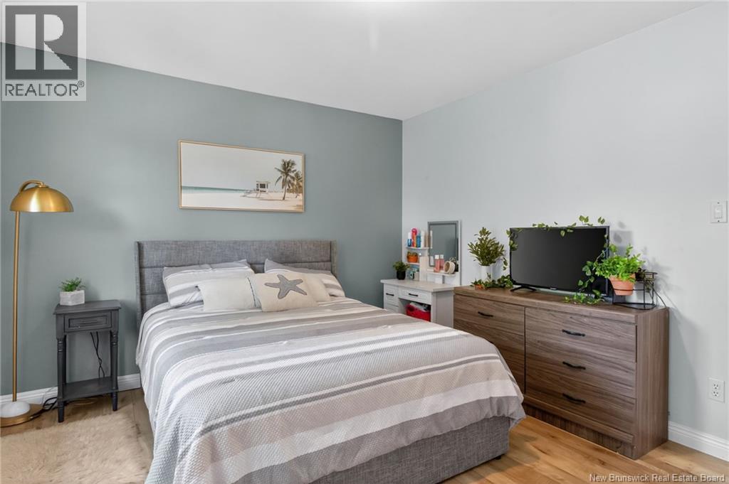 513 Blythwood Avenue - 25