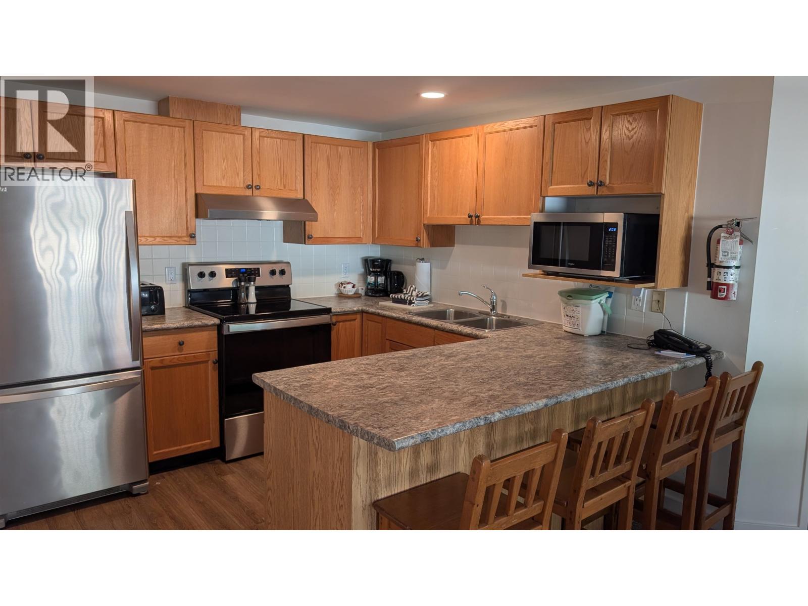 201wk50 4910 SPEARHEAD Place - photo 2