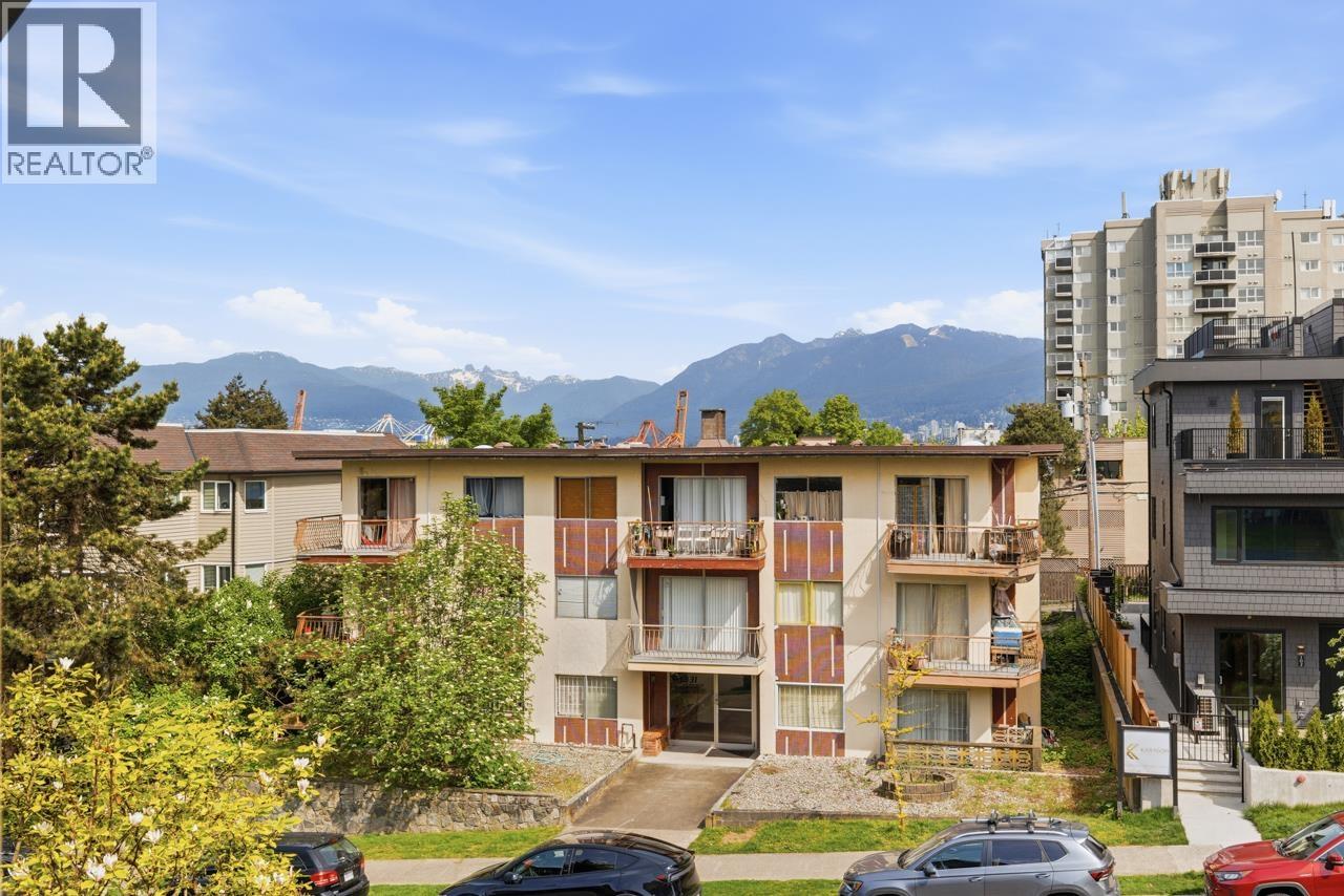 3 Bed, 4 Bath Townhouse for Sale in Vancouver – 1828 E GEORGIA STREET, Vancouver – MLS# R3119430 - Image 26