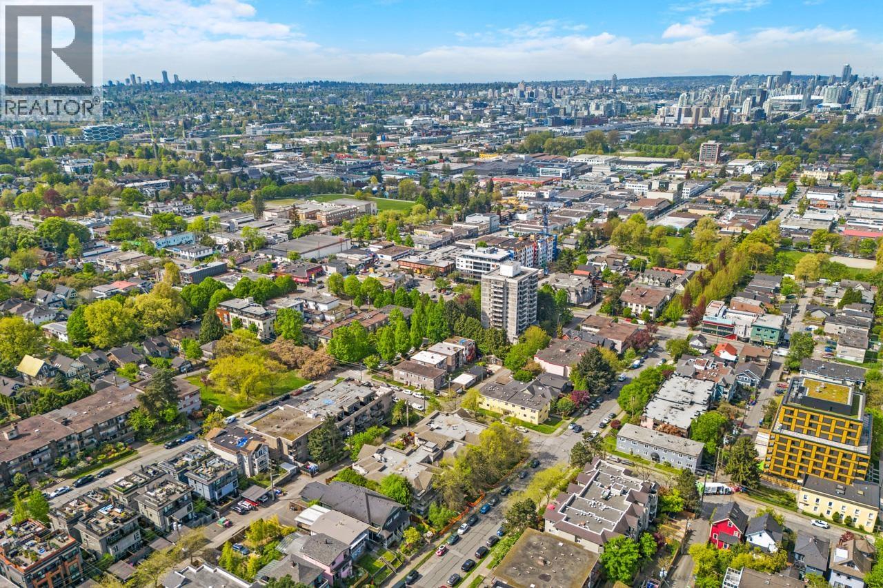 3 Bed, 4 Bath Townhouse for Sale in Vancouver – 1828 E GEORGIA STREET, Vancouver – MLS# R3119430 - Image 30