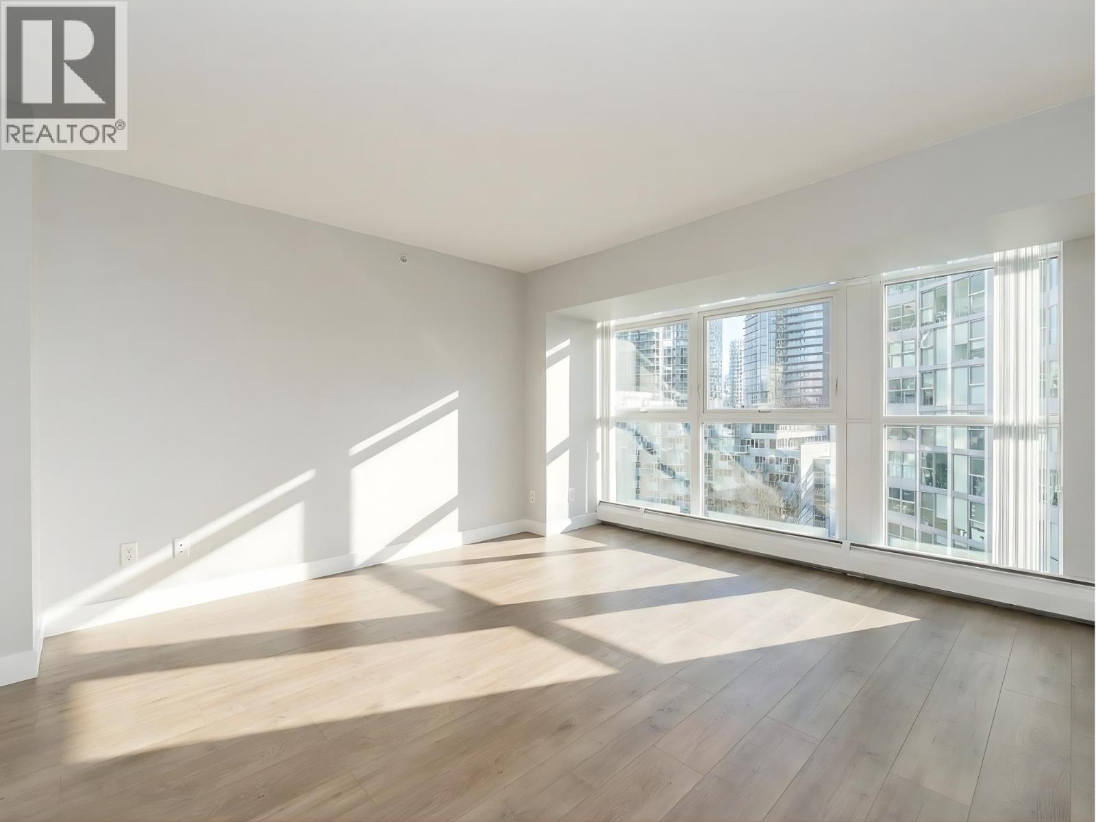 3 Bed, 2 Bath House for Sale in Vancouver – 1102 1318 HOMER STREET, Vancouver - Image 19