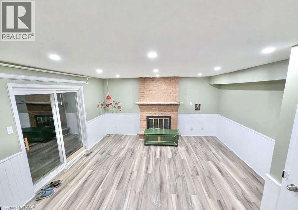 68 BRIARGATE Drive, Kitchener, Ontario, N2E2J8 — Photo 5