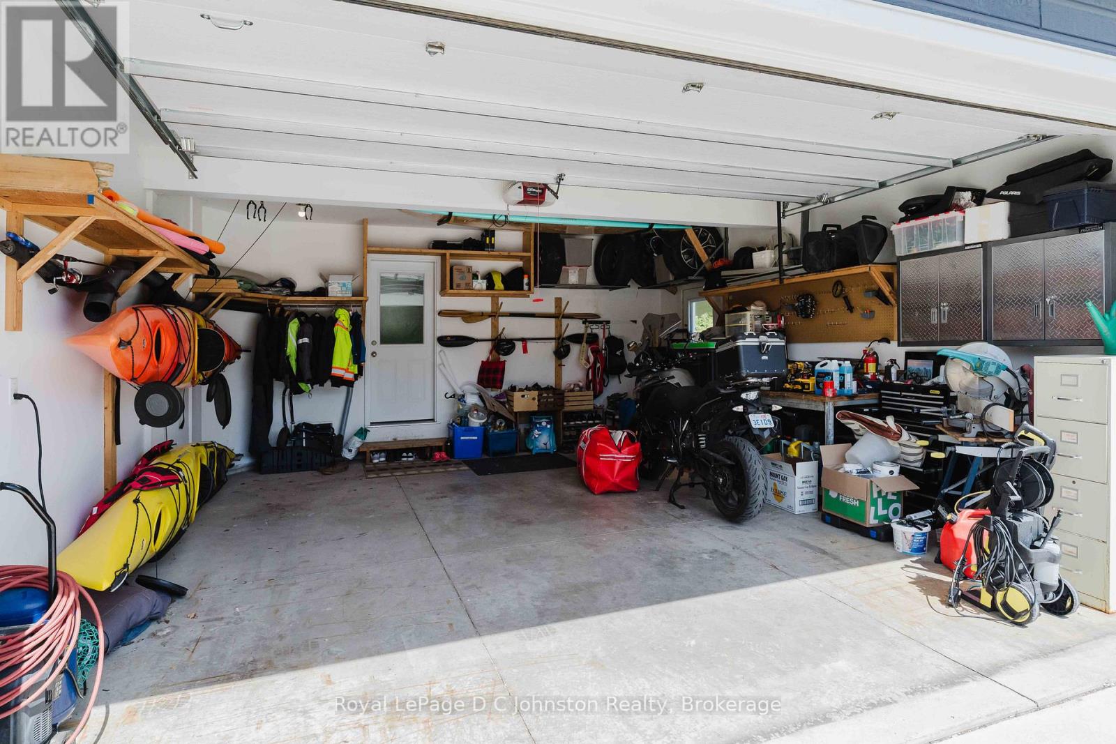 516 MEADOW LANE - 39