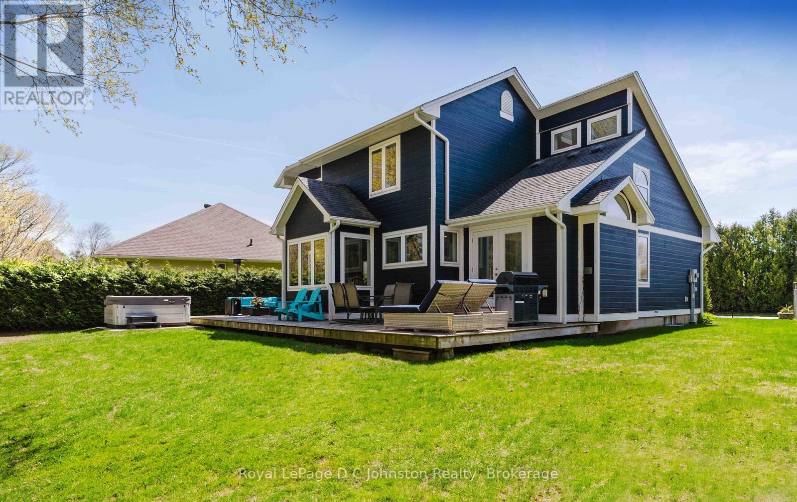 516 MEADOW LANE - 4
