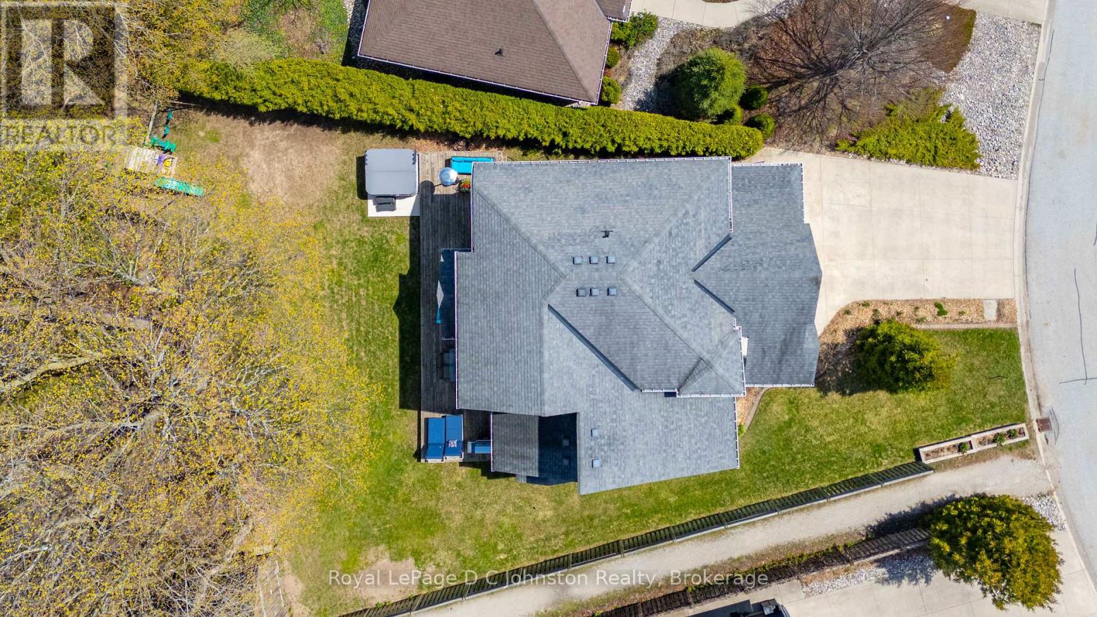516 MEADOW LANE - 44