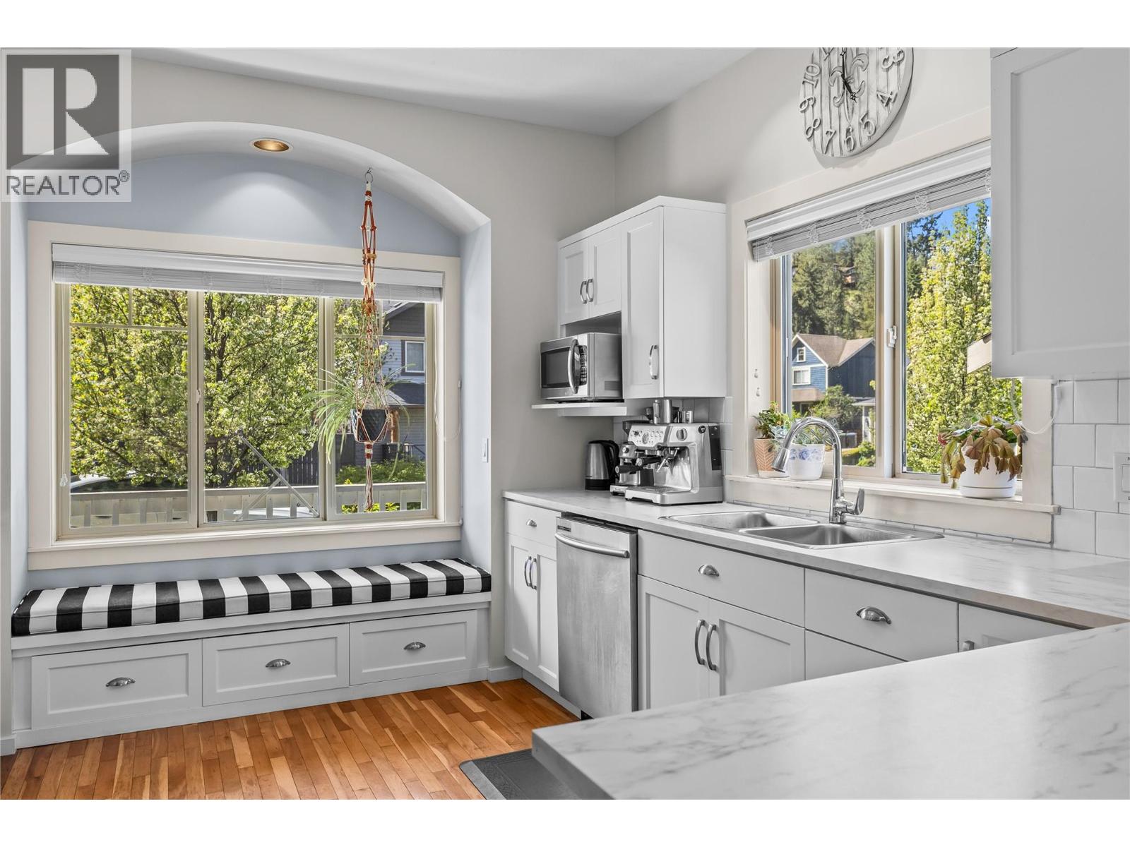 916 Paret Crescent - 28