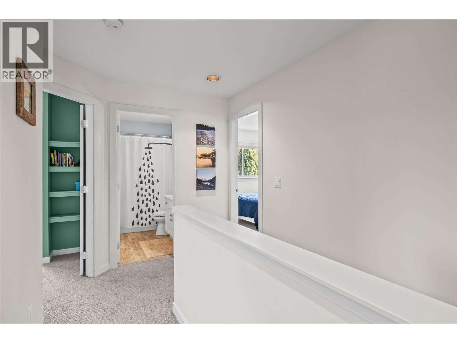916 Paret Crescent - 40
