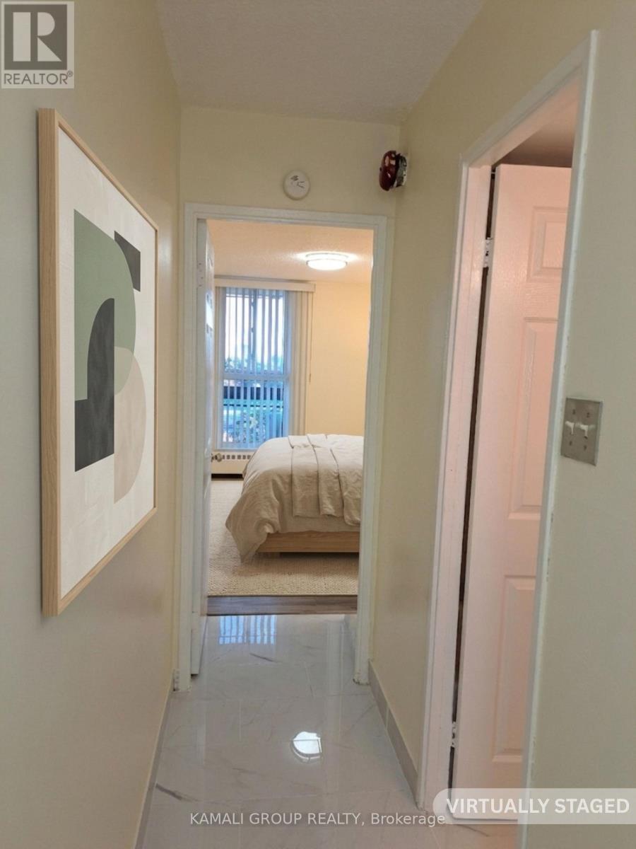 #727 4645 JANE STREET - 14