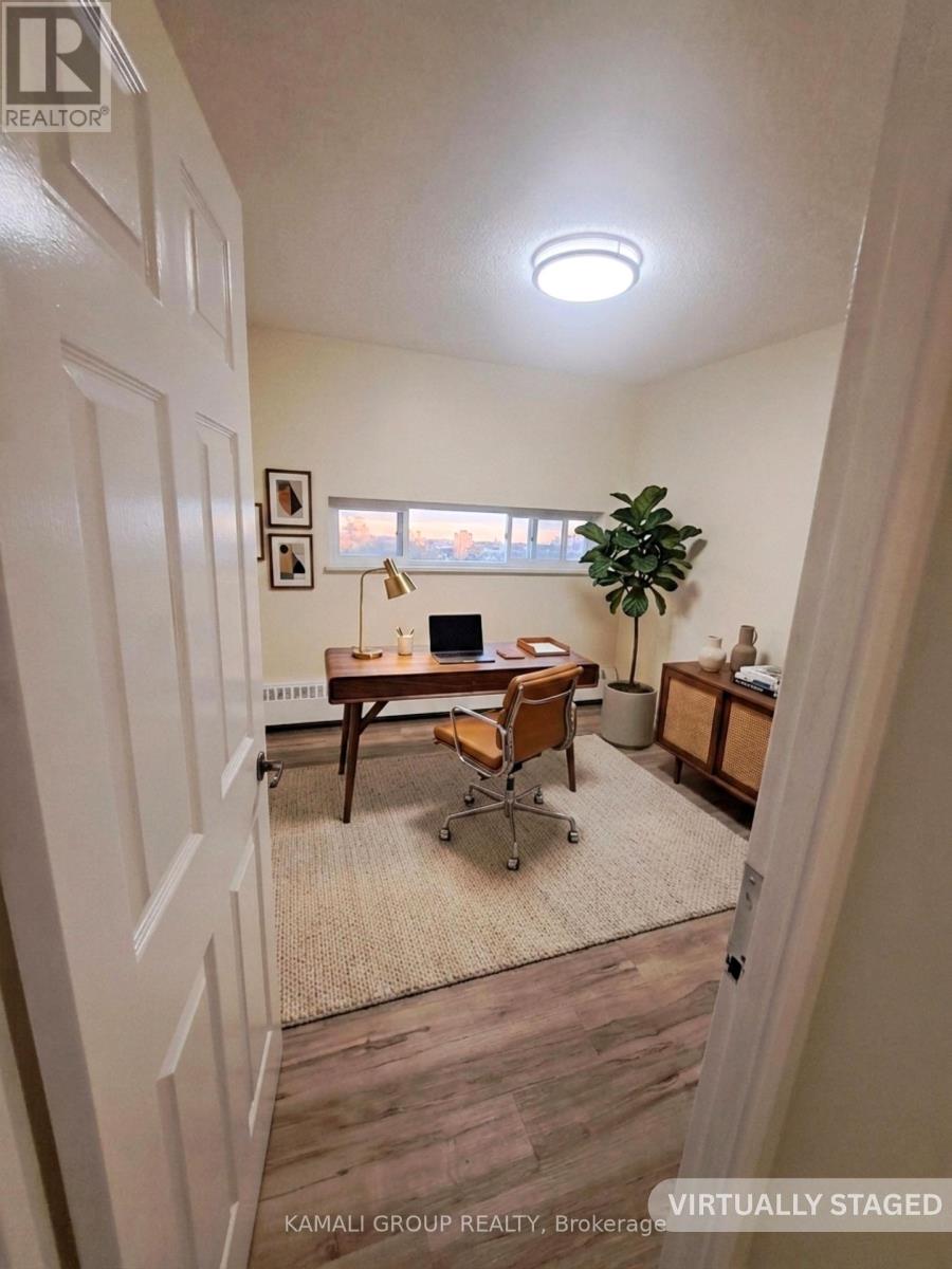 #727 4645 JANE STREET - 28