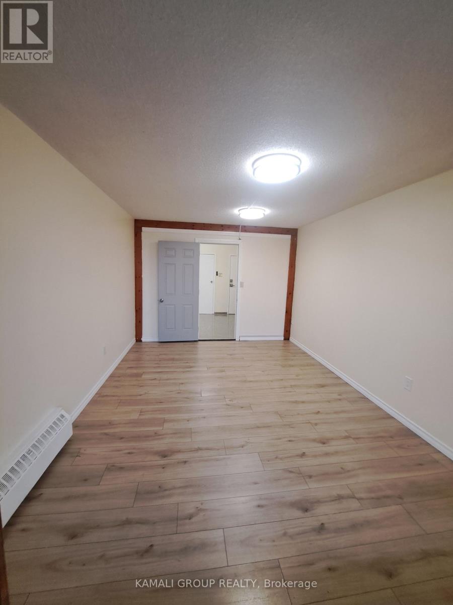#727 4645 JANE STREET - 13