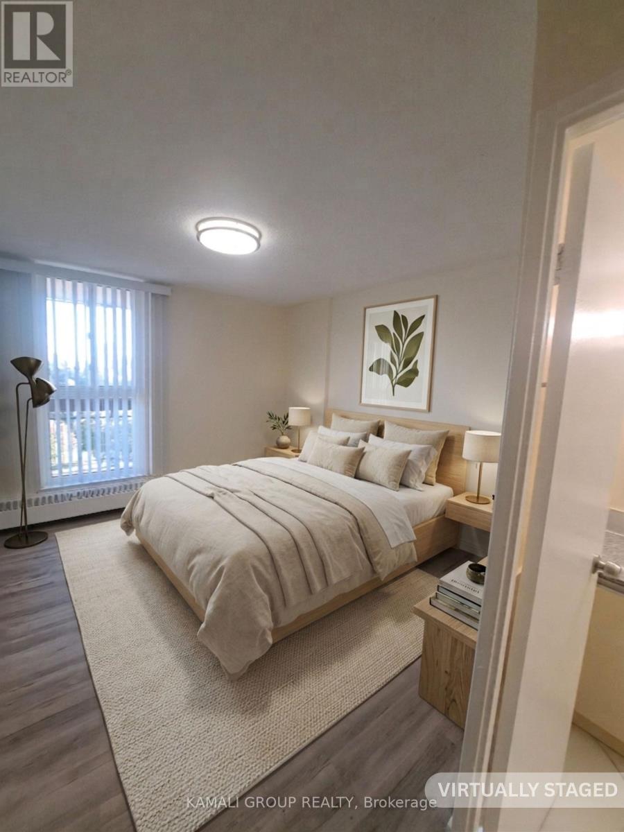 #727 4645 JANE STREET - 19