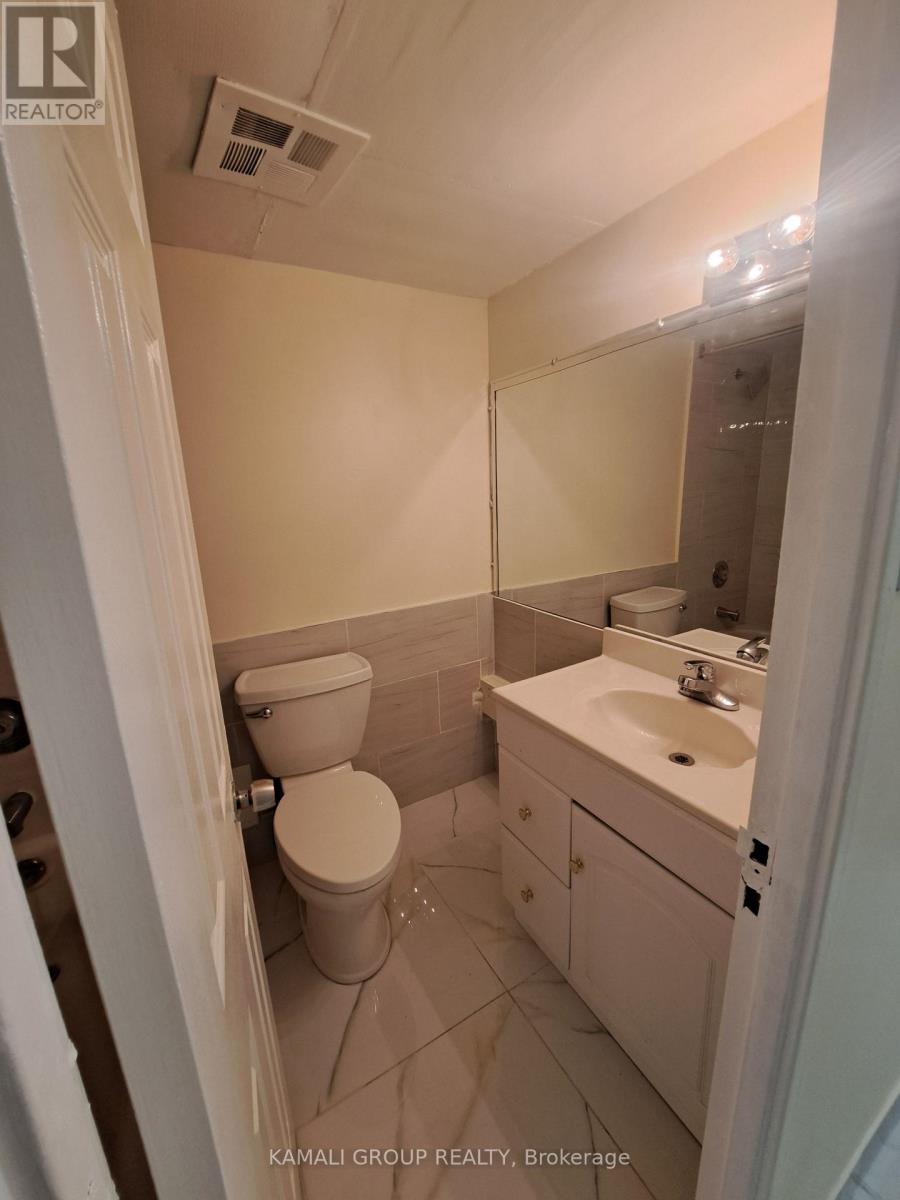 #727 4645 JANE STREET - 17