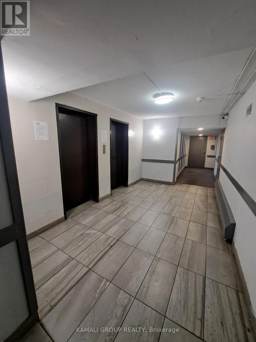 #727 4645 JANE STREET - 34