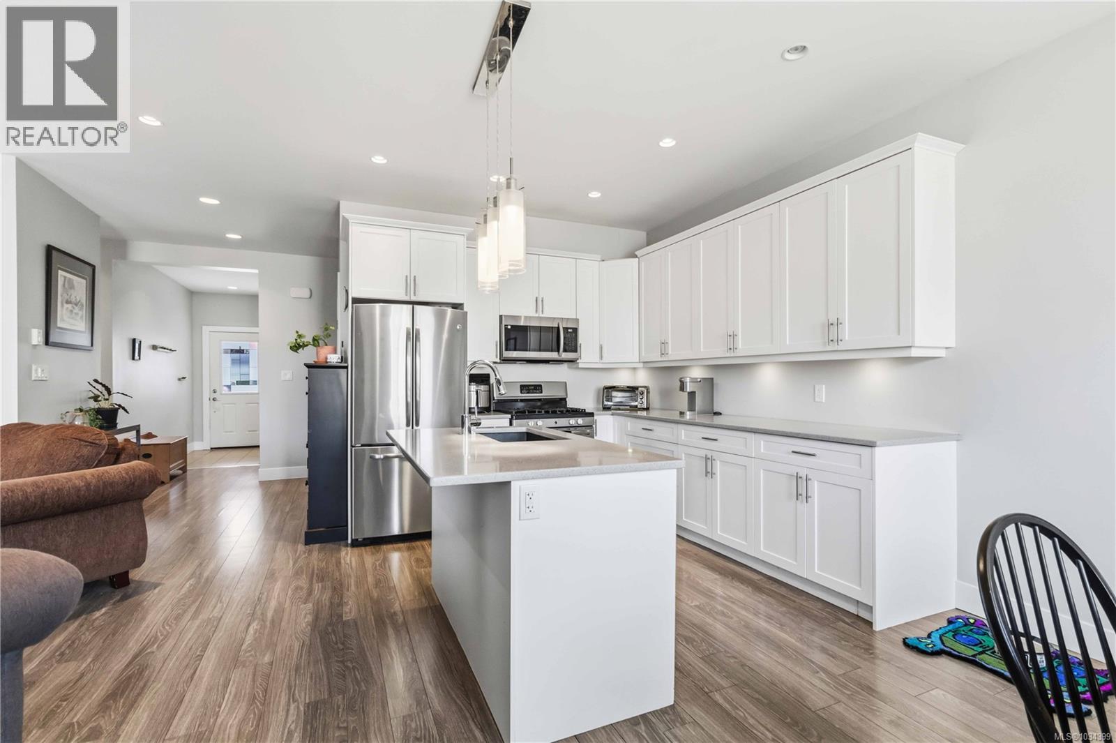 6541 Steeple Chase, Sooke