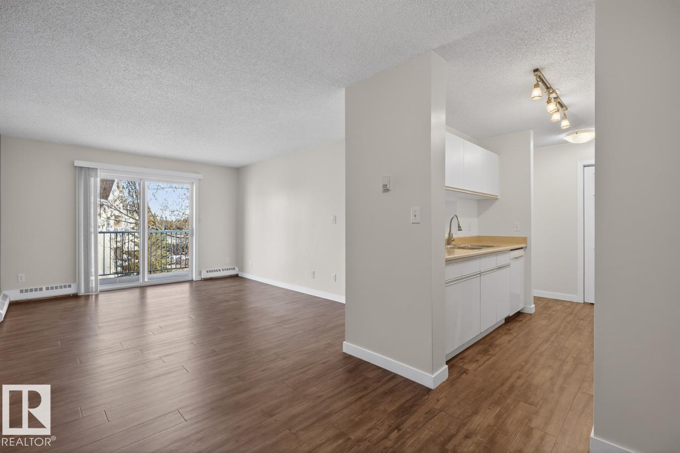#430 2520 50 ST NW, Edmonton