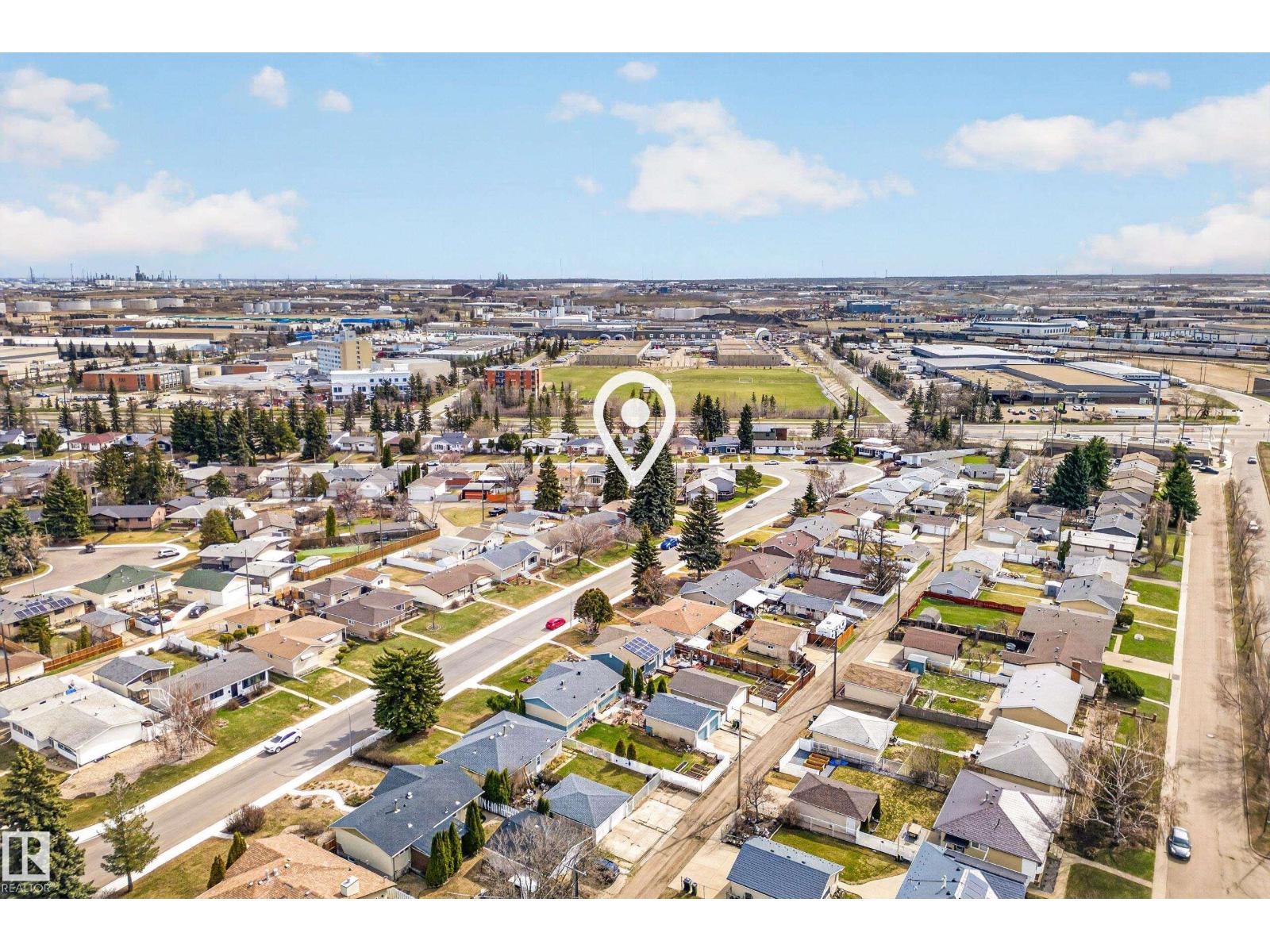 5304 90A AV NW, Edmonton