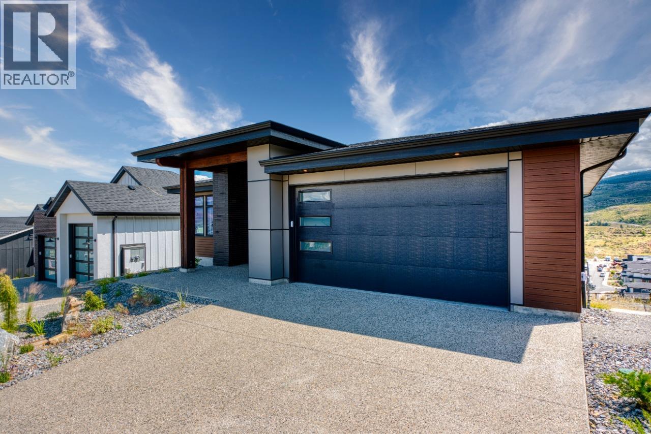  1070 Emslie Street, Kelowna