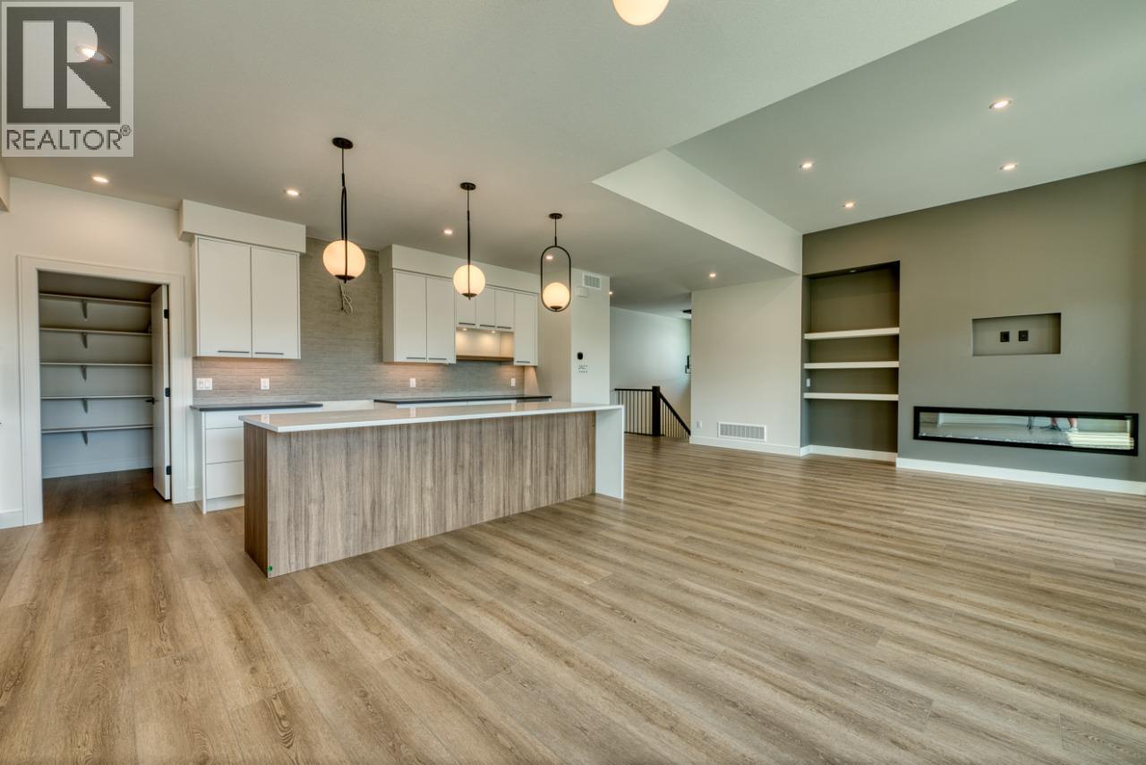  1070 Emslie Street, Kelowna