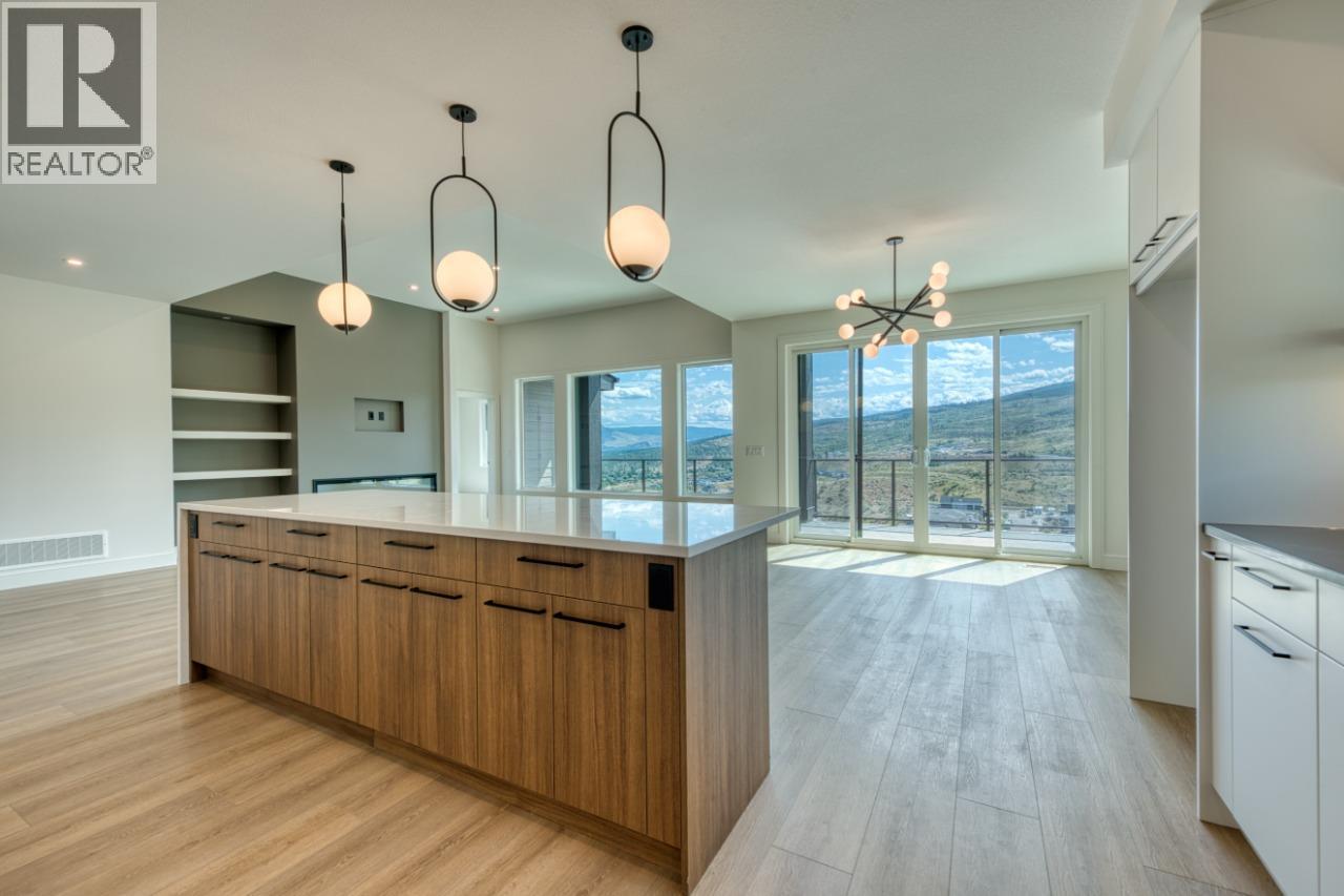  1070 Emslie Street, Kelowna