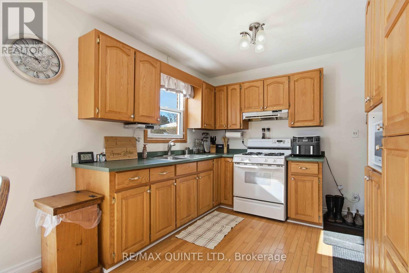 71 ELIZABETH STREET - 11