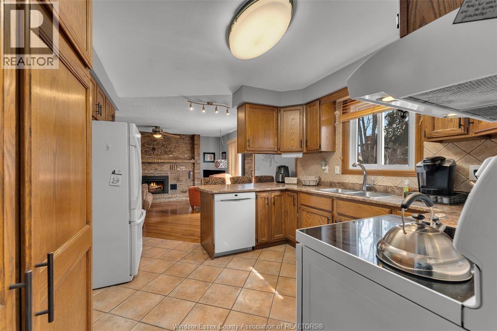 13185 SALICH COURT, Tecumseh, Ontario, N8N4J6 — Photo 9