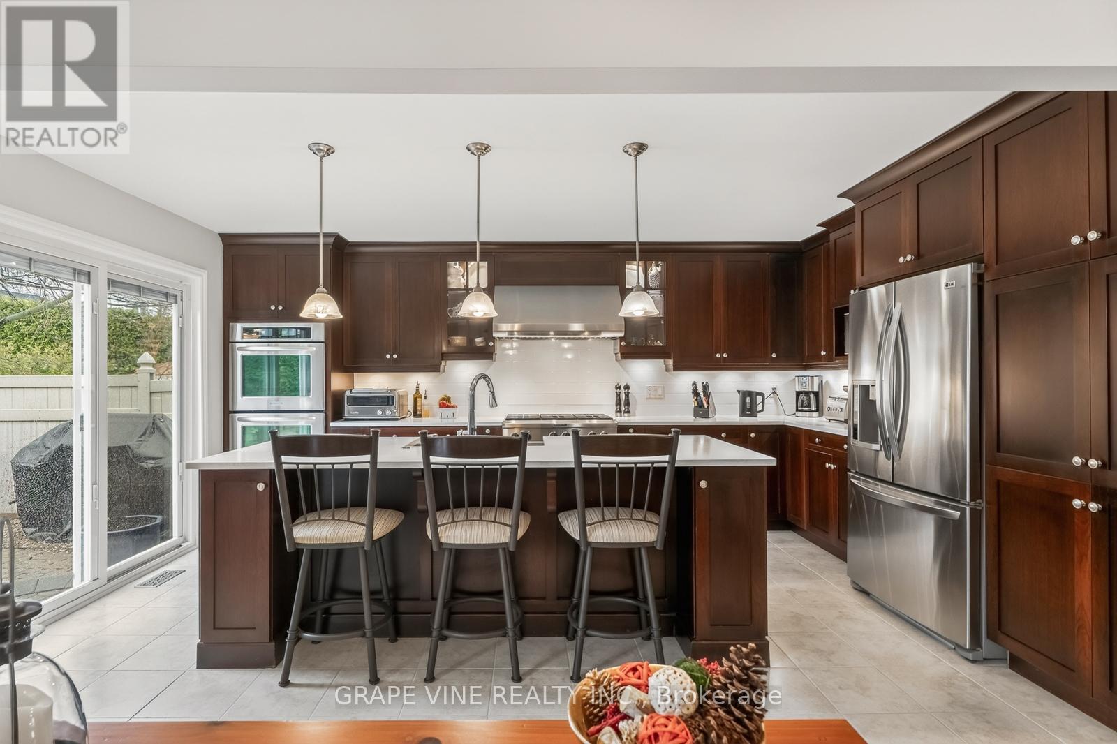 28 DELAMERE DRIVE - 13