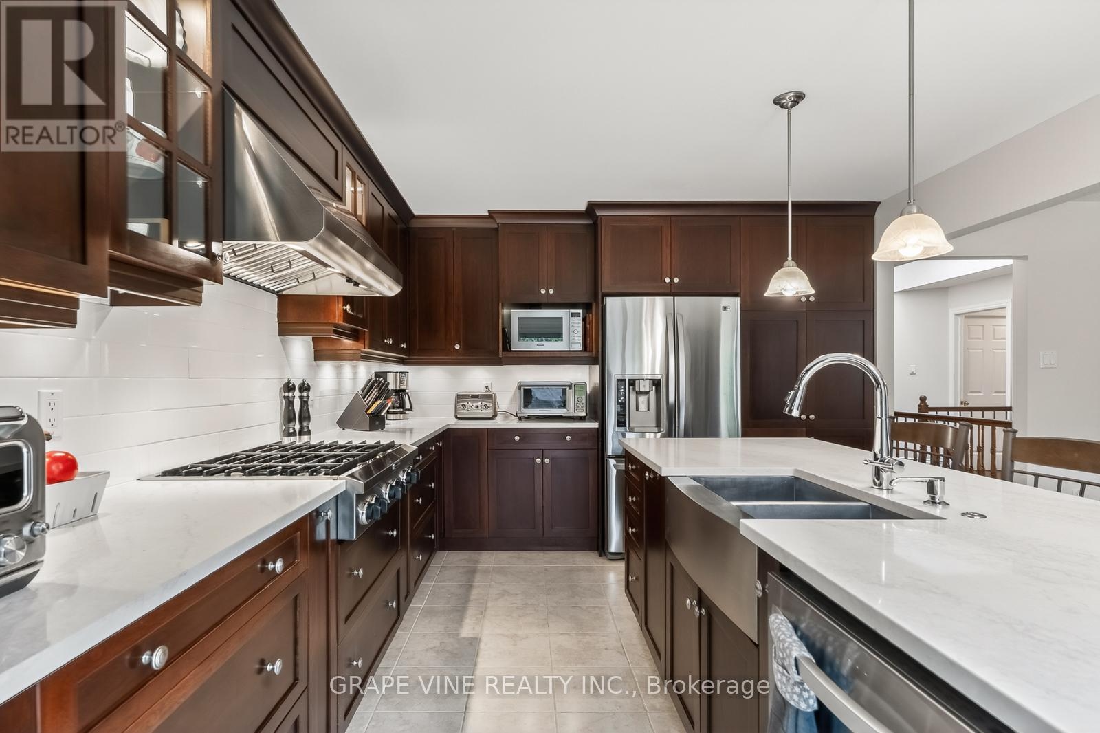 28 DELAMERE DRIVE - 15