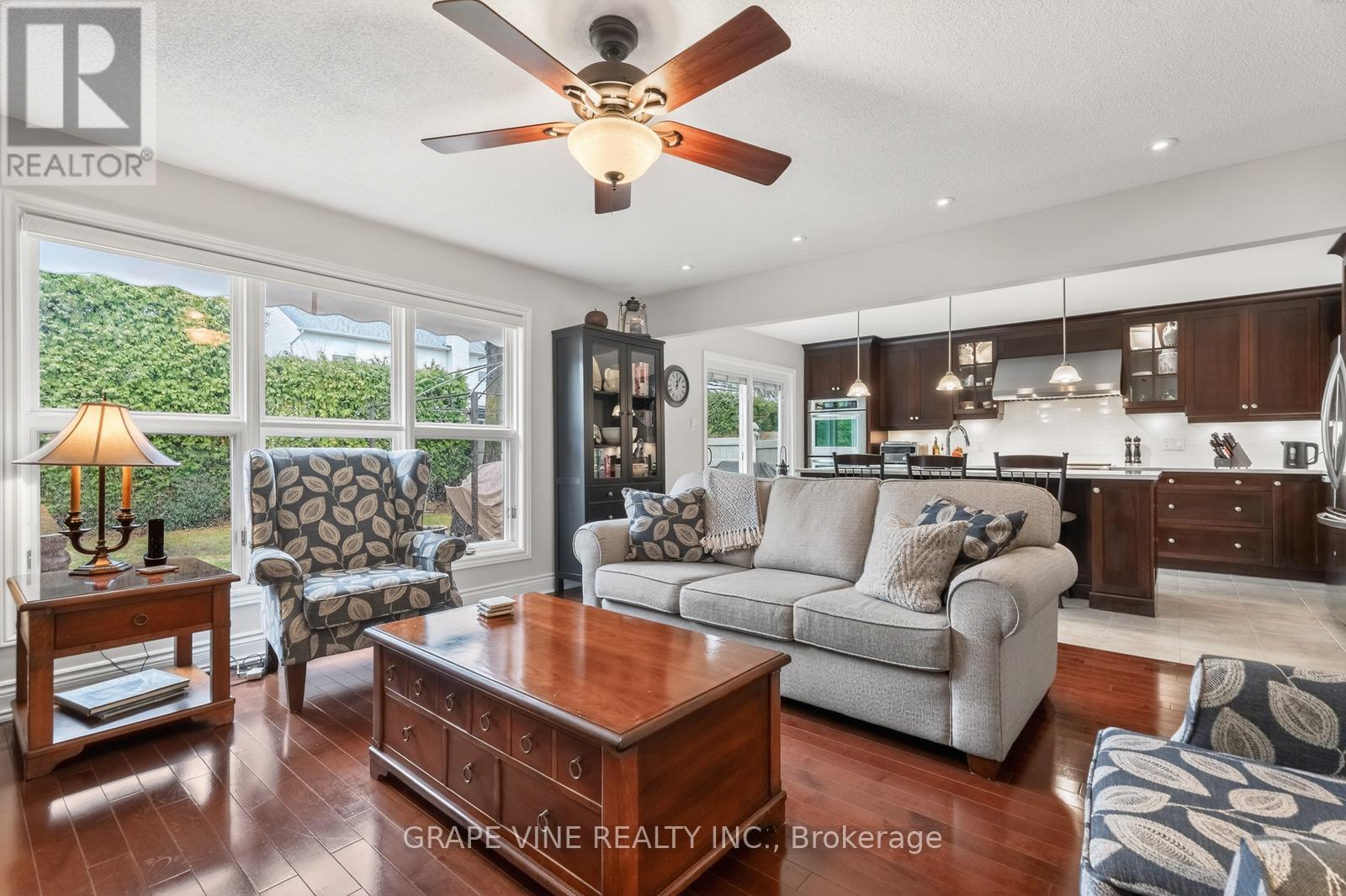 28 DELAMERE DRIVE - 18