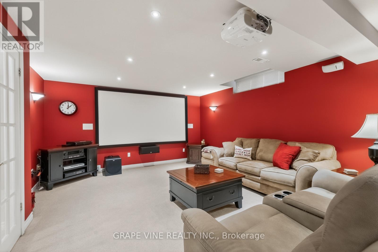 28 DELAMERE DRIVE - 21