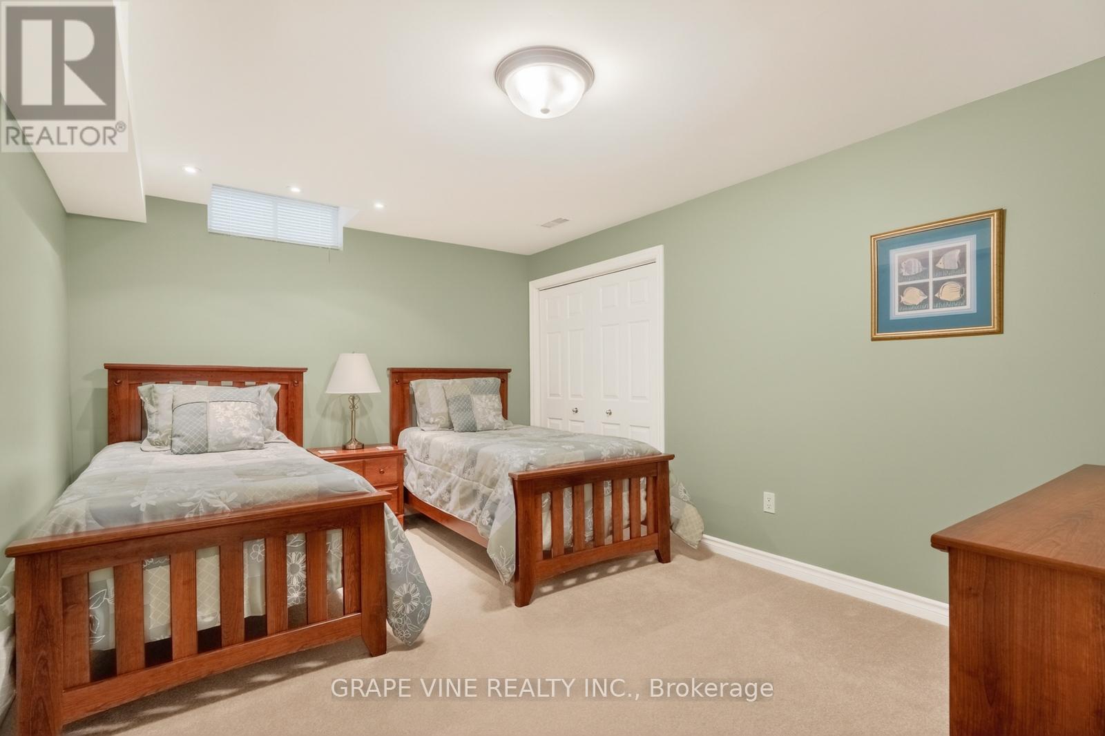 28 DELAMERE DRIVE - 24