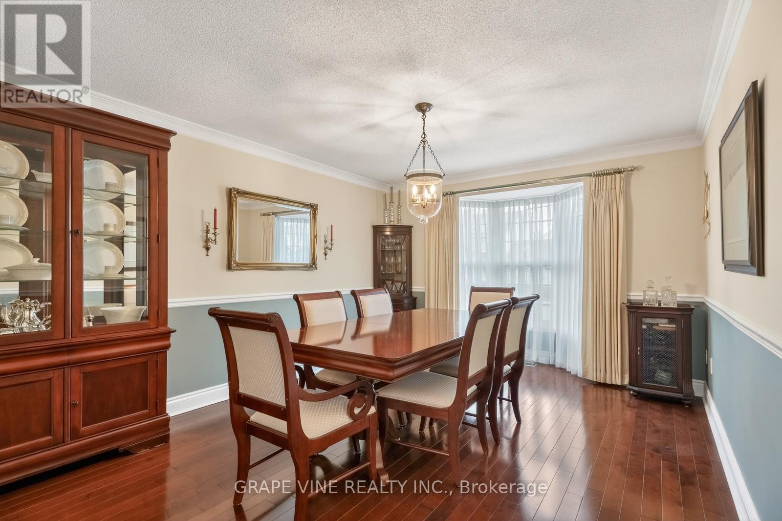 28 DELAMERE DRIVE - 4