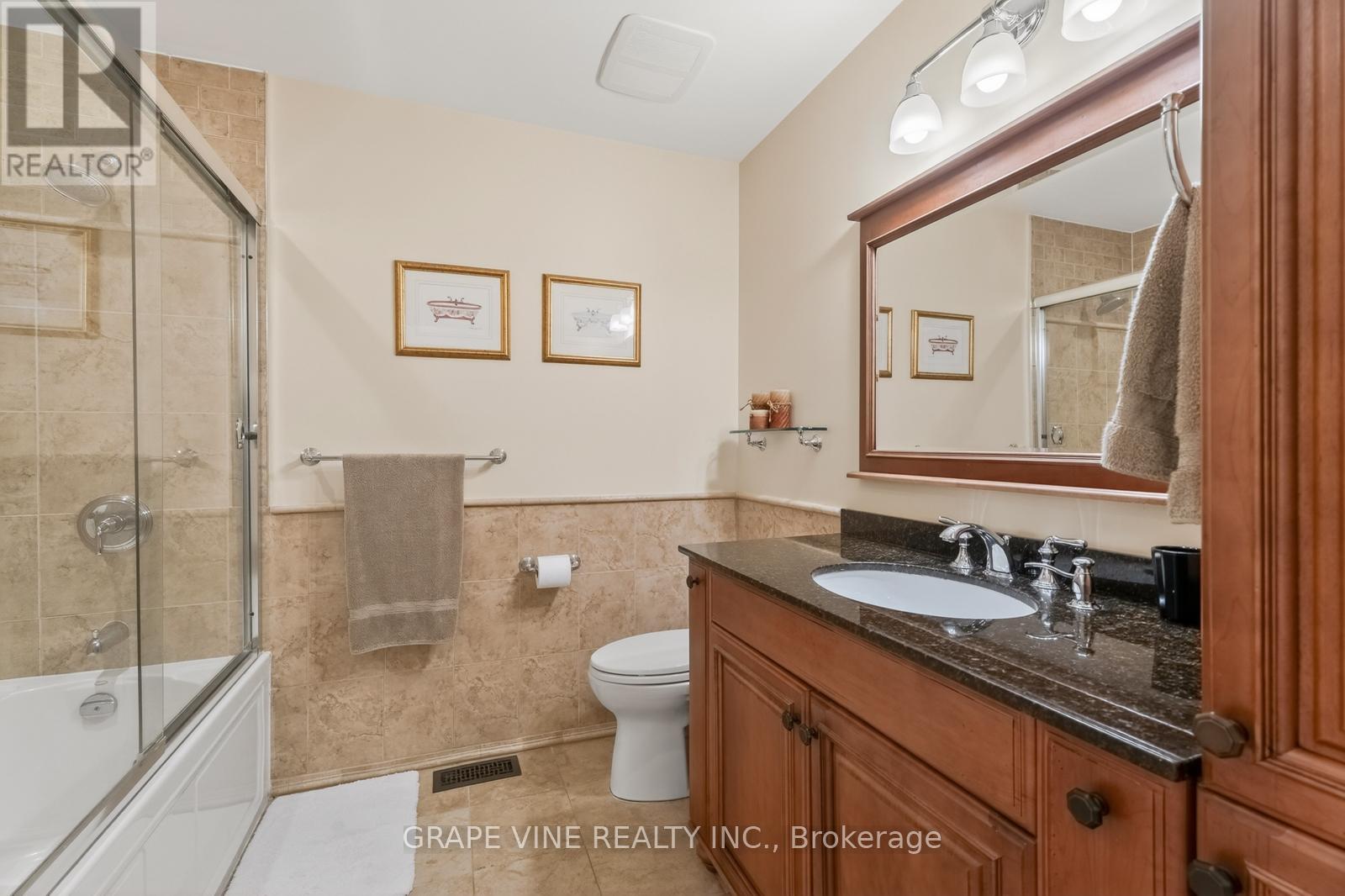28 DELAMERE DRIVE - 7