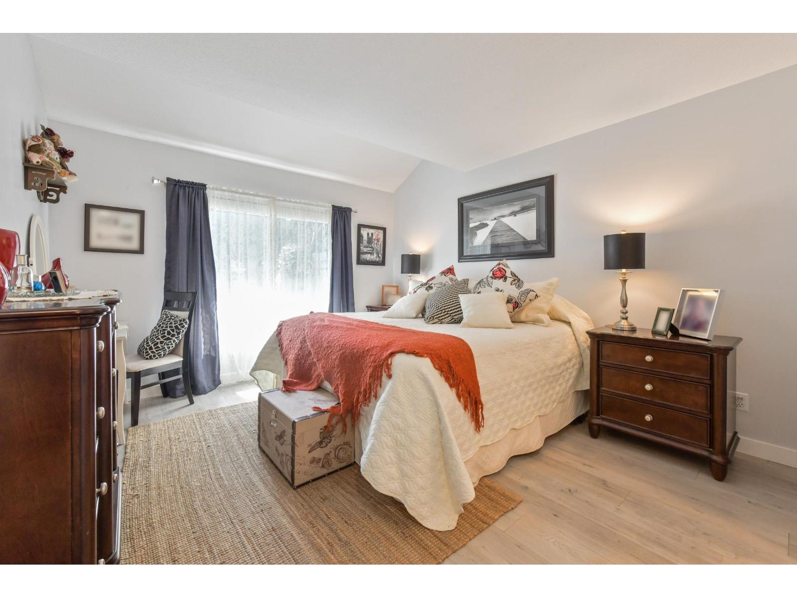 3 Bed, 3 Bath Townhouse for Sale in Surrey – 5 15273 24 AVENUE, Surrey – MLS# R3119135 - Image 12