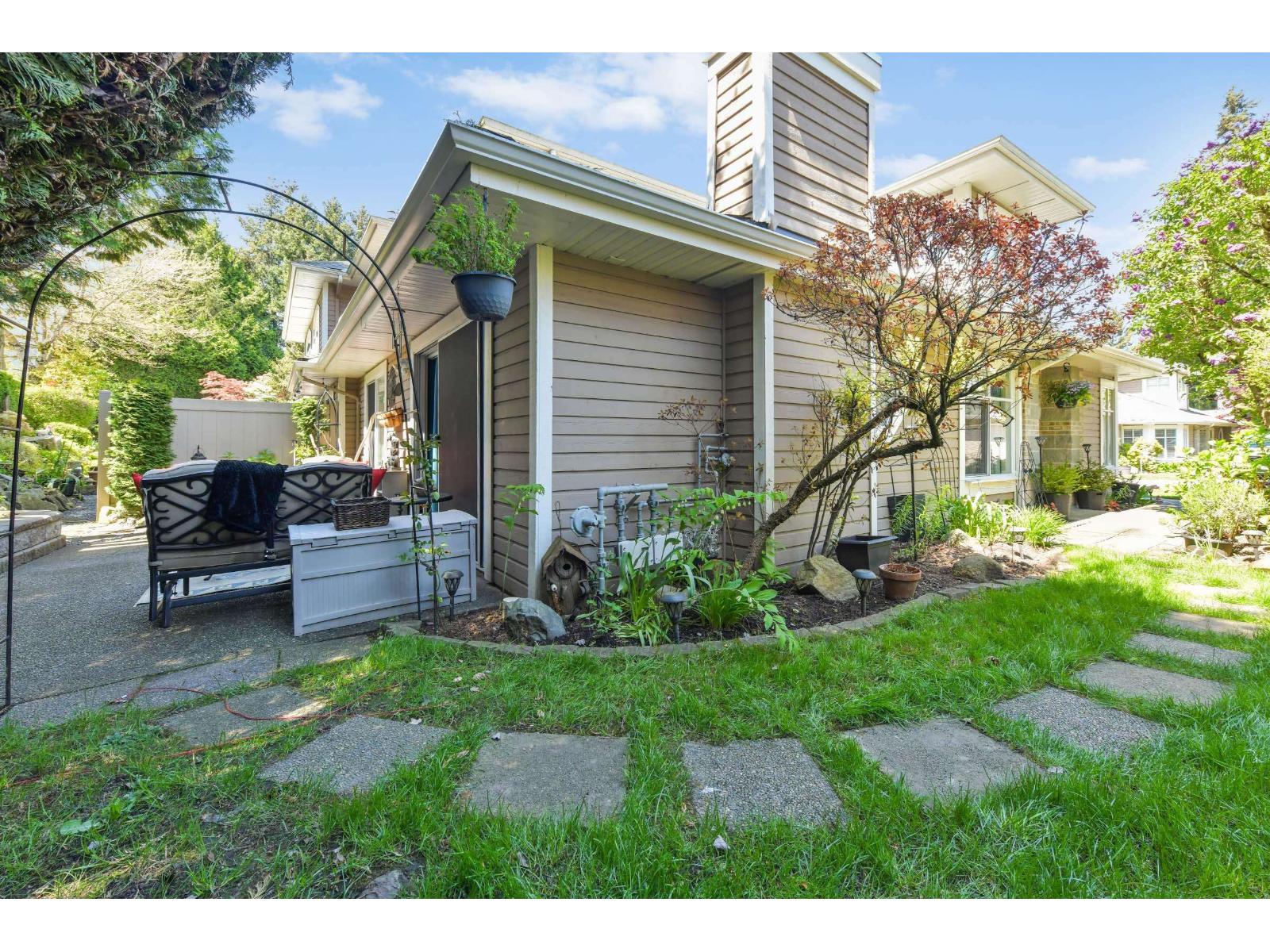3 Bed, 3 Bath Townhouse for Sale in Surrey – 5 15273 24 AVENUE, Surrey – MLS# R3119135 - Image 11