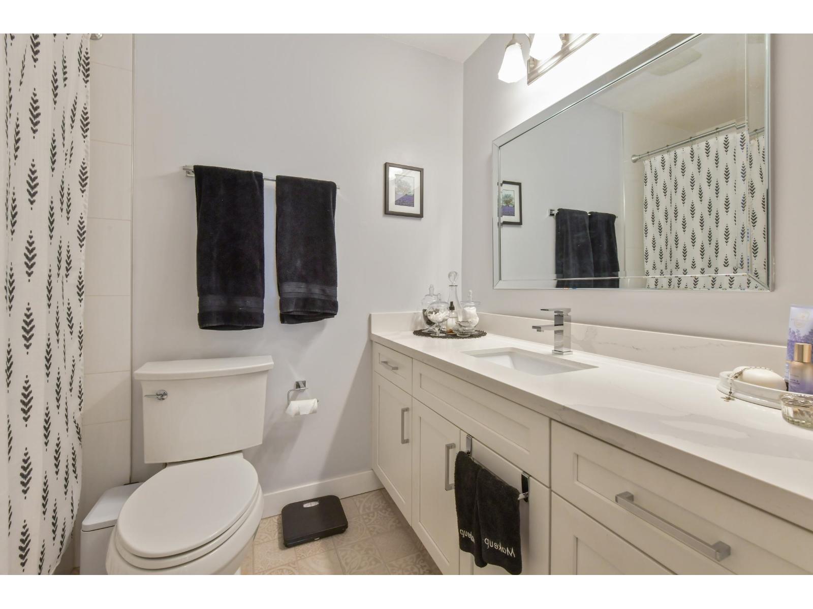 3 Bed, 3 Bath Townhouse for Sale in Surrey – 5 15273 24 AVENUE, Surrey – MLS# R3119135 - Image 32