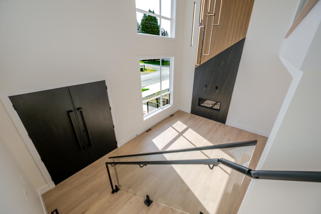 8 Bed, 6 Bath House for Sale in Abbotsford – 2219 LYNDEN STREET, Abbotsford - Image 9