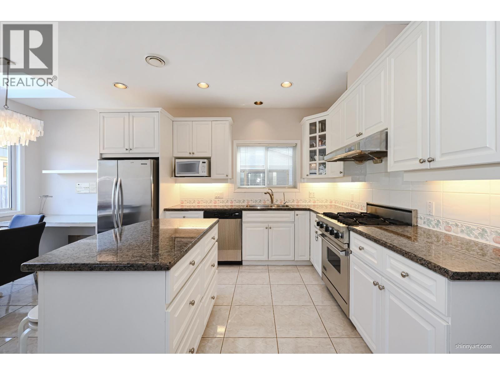 4 Bed, 5 Bath House for Sale in Vancouver – 1933 W 42ND AVENUE, Vancouver - Image 13