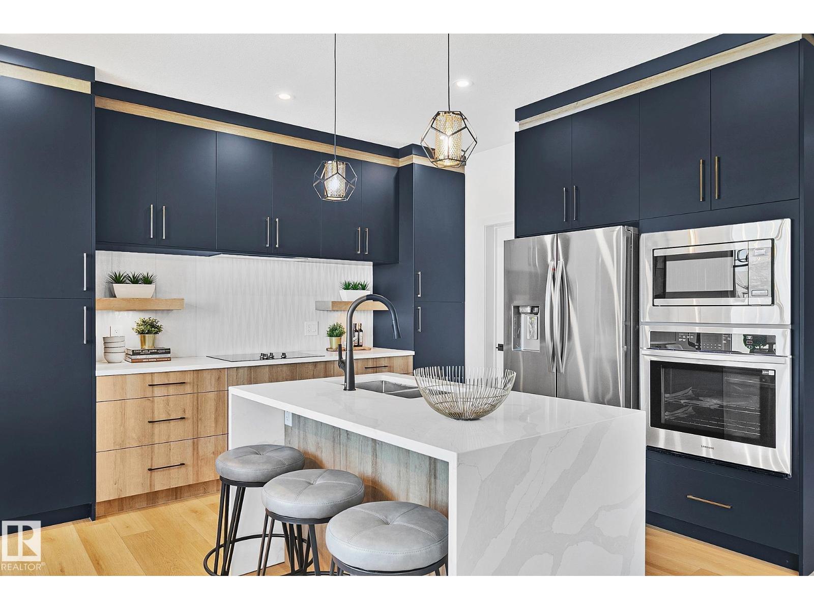 161 Graybriar DR, Stony Plain