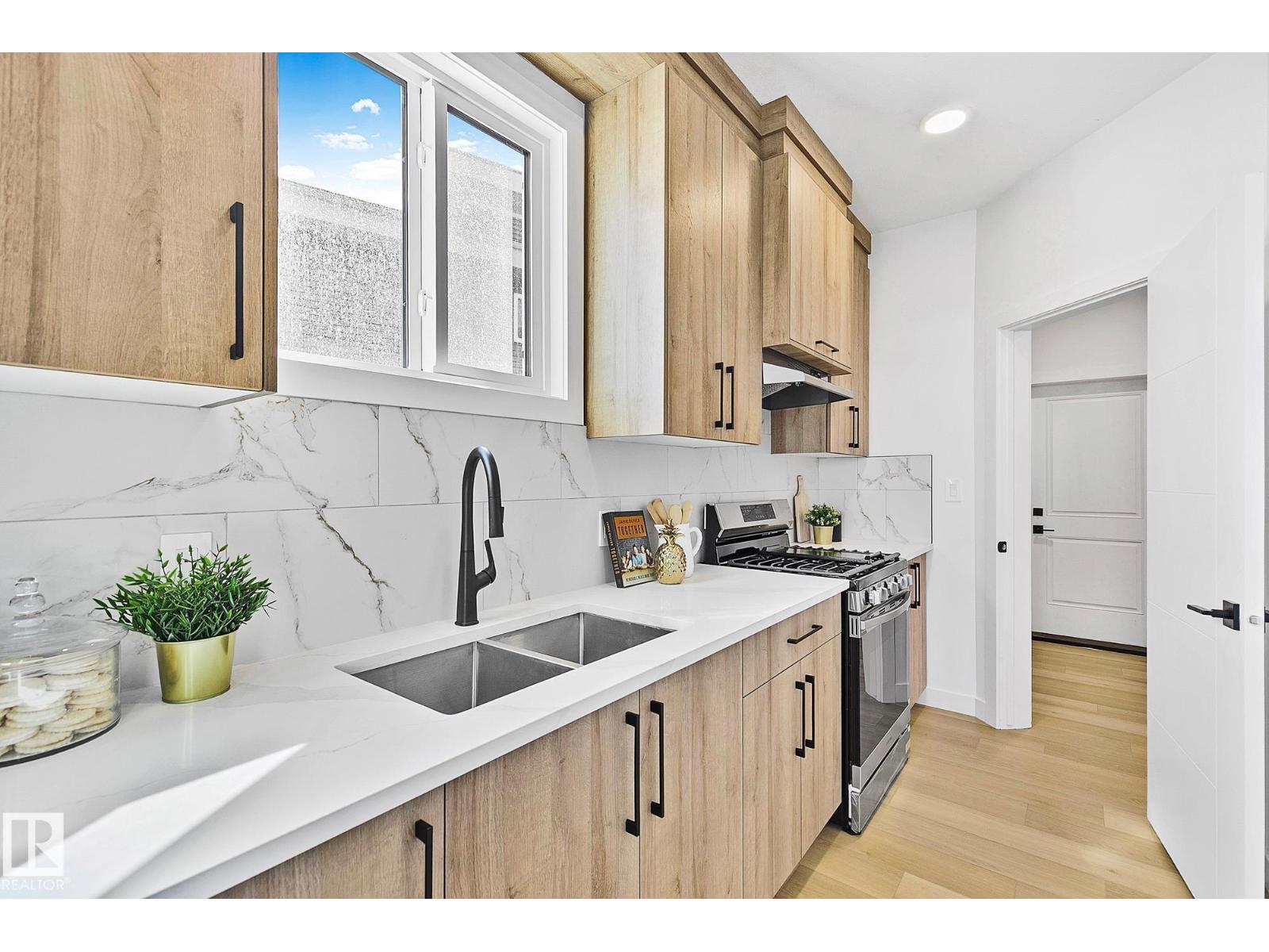 161 Graybriar DR, Stony Plain