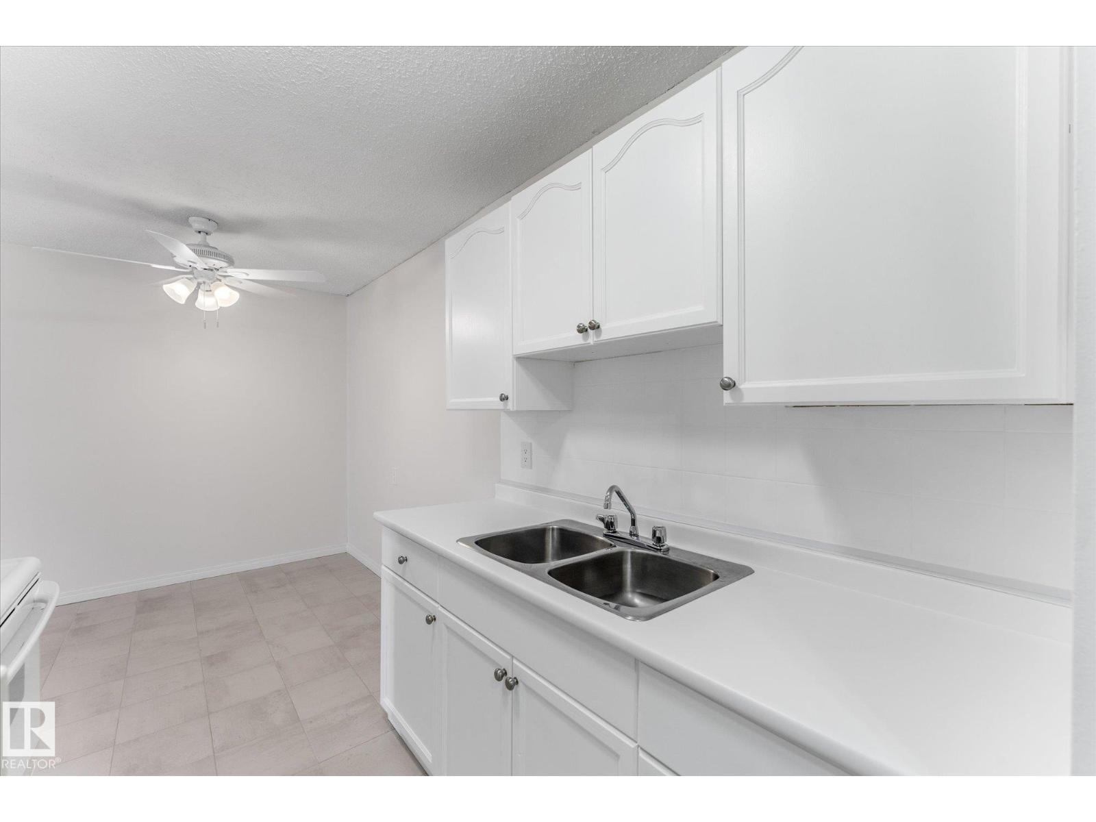 #102 10615 110 ST NW, Edmonton