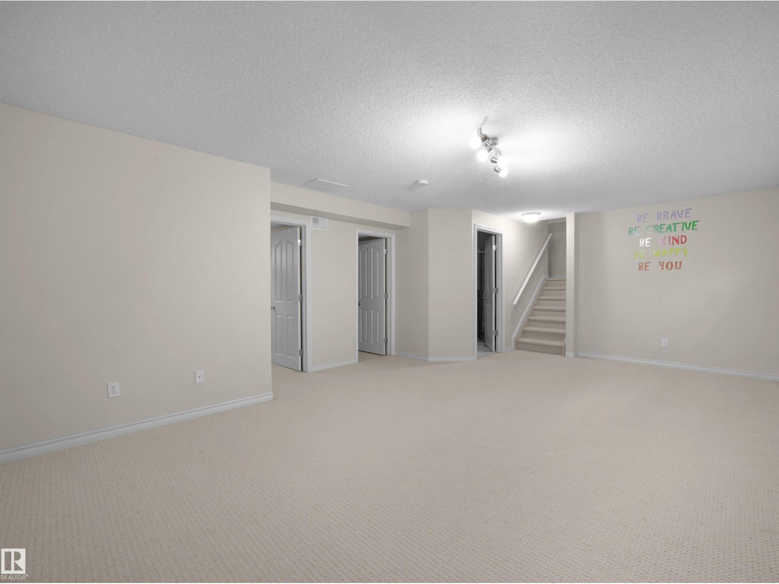 7407 SINGER LANDING LD NW, Edmonton