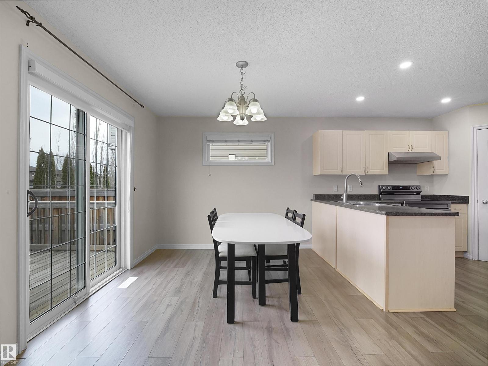 7407 SINGER LANDING LD NW, Edmonton