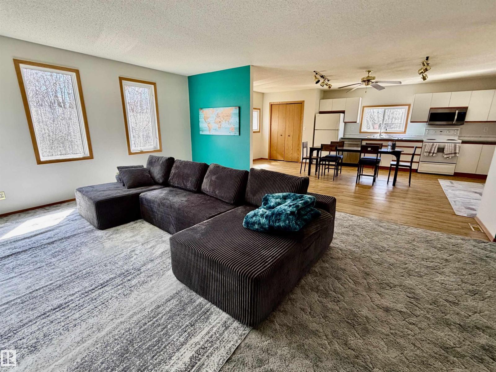 #190 47424 RGE ROAD 20 A, Rural Leduc County