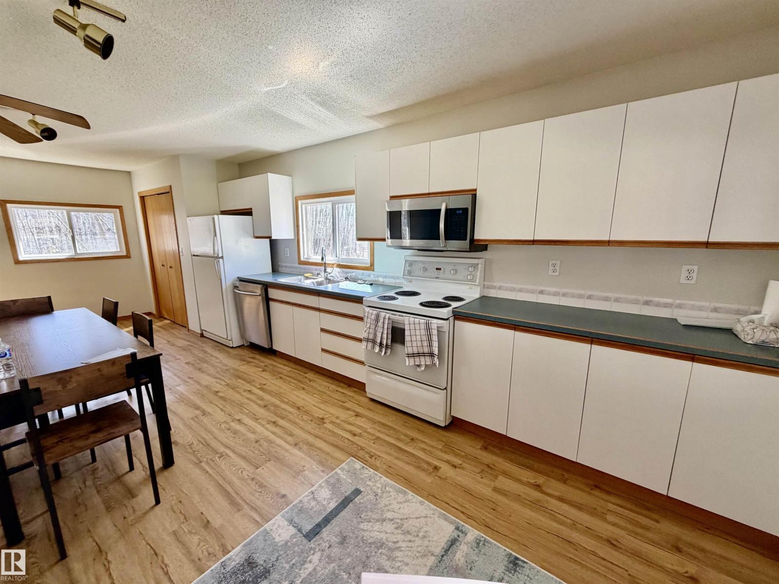 #190 47424 RGE ROAD 20 A, Rural Leduc County